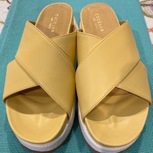 Soft Surroundings Cecelia NY Uma Comfort Slide size 9